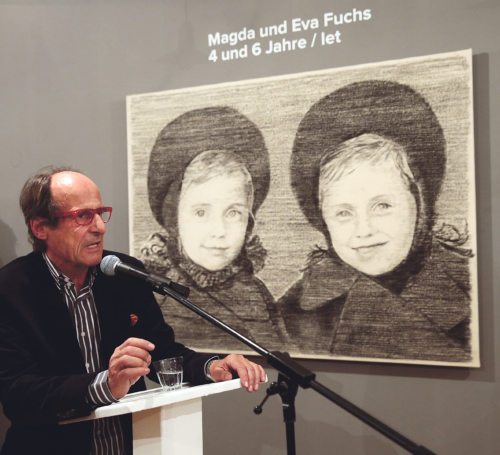 Zwei Kinder, zwei Schicksale. Manfred Bockelmann hat ihrer Geschichte ein Gesicht gegeben. (© Foto: Eggenberger) Zwei Kinder, zwei Schicksale. Manfred Bockelmann hat ihrer Geschichte ein Gesicht gegeben. (© Foto: Eggenberger)