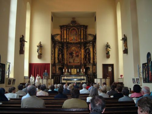 Der wunderschöne Innenraum der Christkönigskirche in Klagenfurt. (© Foto: Mag. Georg Schreier)