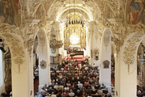 Die Stiftskirche in Ossiach ist jährlich einer der Schauplätz des „Carinthischen Sommers“ (Archivaufnahme CS 2014) (© Foto: F. Neumüller)