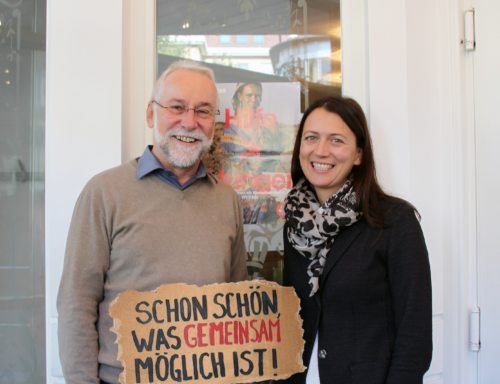 Caritasdirektor Josef Marketz und Alexandra Blattnig, die Leiterin der Auslandshilfe der Caritas Kärnten sagen danke (© Foto: Caritas Kärnten)