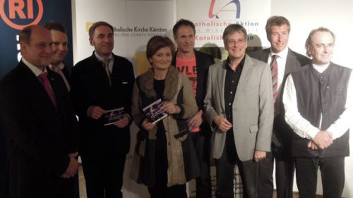 V.l.n.r.: KA-Präsident Hude, RI-Chef Kucher, Superintendent Sauer, Moderatorin Bergmann, LSR-Vizepräsident Altersberger, LHStv. Kaiser, Bürgermeister Nemec, Hochschulseelsorger Premur (© Foto: Internetredaktion / KH Kronawetter) V.l.n.r.: KA-Präsident Hude, RI-Chef Kucher, Superintendent Sauer, Moderatorin Bergmann, LSR-Vizepräsident Altersberger, LHStv. Kaiser, Bürgermeister Nemec, Hochschulseelsorger Premur (© Foto: Internetredaktion / KH Kronawetter)