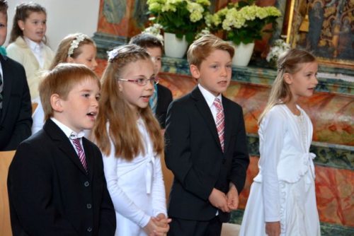 Die Kinder waren eifrige Lektoren und sehr gute Sänger. (© Foto: Franziska David)