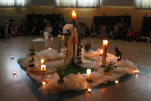 Auferstehungsfeier im Kindergarten (© Foto: Biethan Carmen)