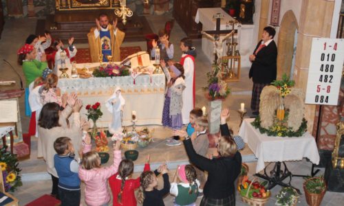 Festgottesdienst anlässlich des Erntedankfestes (Bild: Peter Sternig).