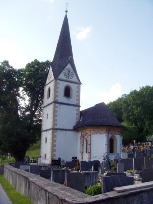 Nach rund 70 Jahren werden in der Pfarrkirche Petschnitzen erstmals wieder drei Glocken erklingen. (© Foto: Archiv/Haber )