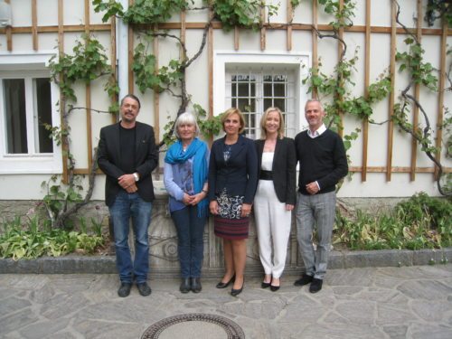 v.l.n.r. Prim. Herwig Oberlerchner, Ulrike Blumenthal, Astrid Panger, Mag. Christiane Eberwein, Dr. Robert Korb (© Foto: M. Suntinger)