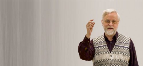 Johannes Staudacher im Sonntag-Gespräch über Wege der Hoffnung in Trauer, Leid und Not (© Foto: Georg Haab / Sonntag) Johannes Staudacher im Sonntag-Gespräch über Wege der Hoffnung in Trauer, Leid und Not (© Foto: Georg Haab / Sonntag)