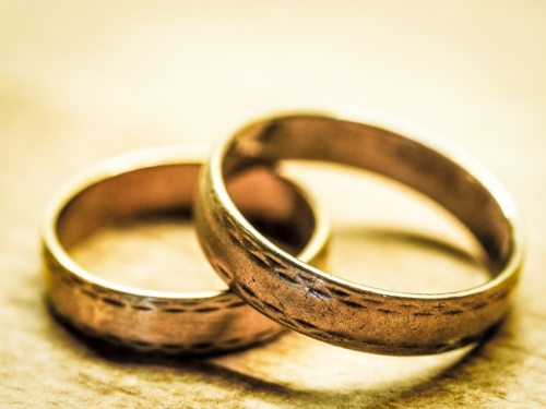 Zur Ehe für alle stellen sich viele Fragen (© Foto: Pixabay)