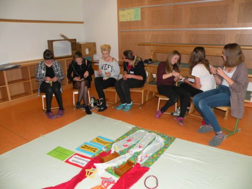 Ein kleiner Eindruck vom Workshop für Mädchen. (© Foto: M. Stabentheiner)