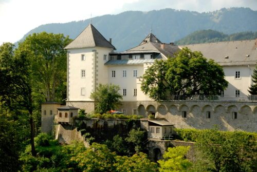 Das Kloster Wernberg, seit 80 Jahren Sitz der größten Ordensgemeinschaft Kärntens.  (© Foto: Pressestelle )