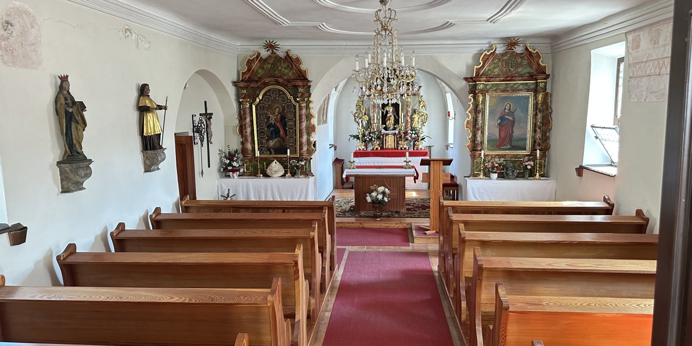&copy; Foto: Pfarrarchiv Stein im Jauntal/ Kamen v Podjuni; Friedhofskirche Stein &bull; Pokopali&scaron;ka cerkev na Kamnu
