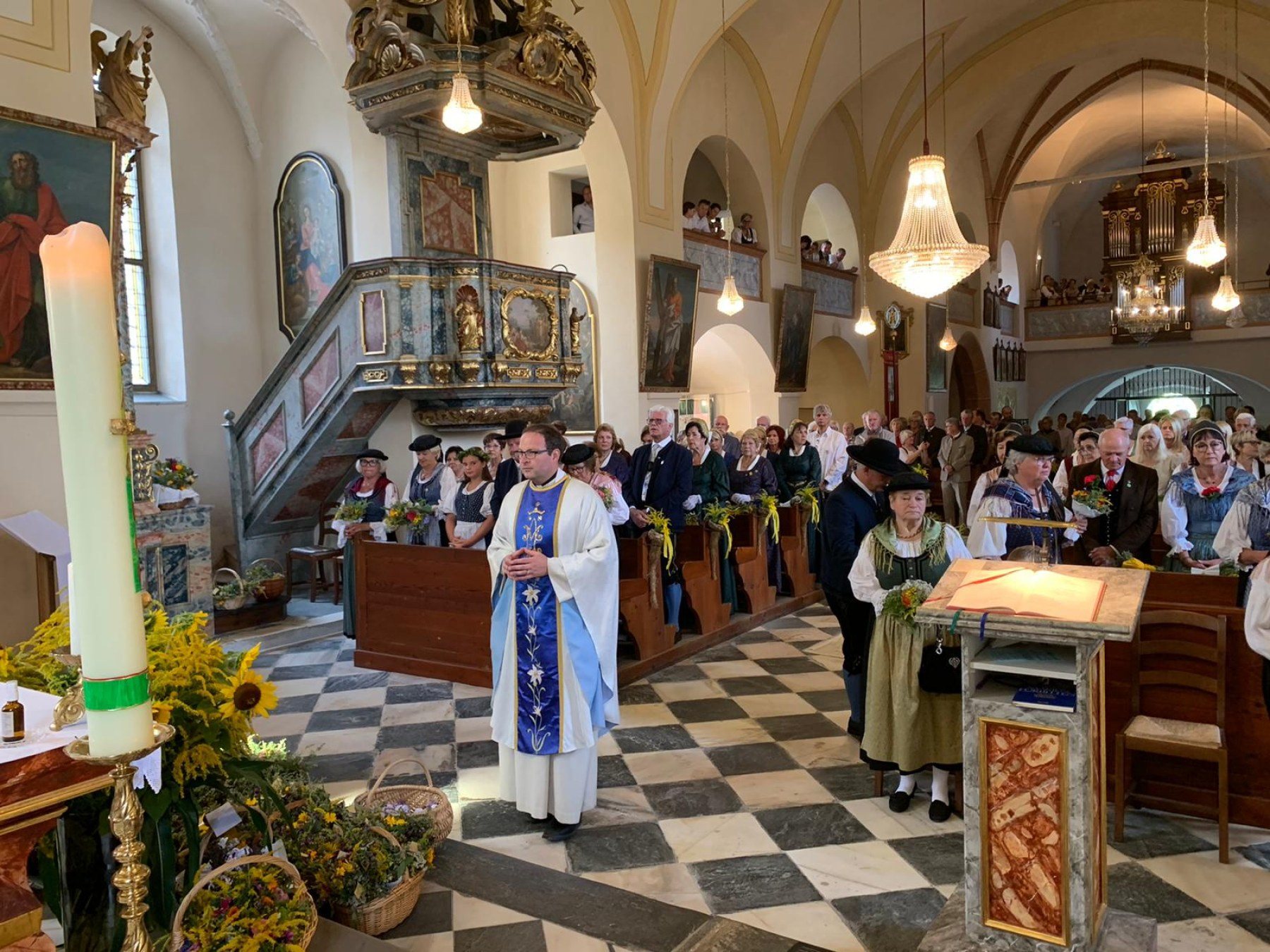 Hochfest Mariä Himmelfahrt mit Kräutersegnung