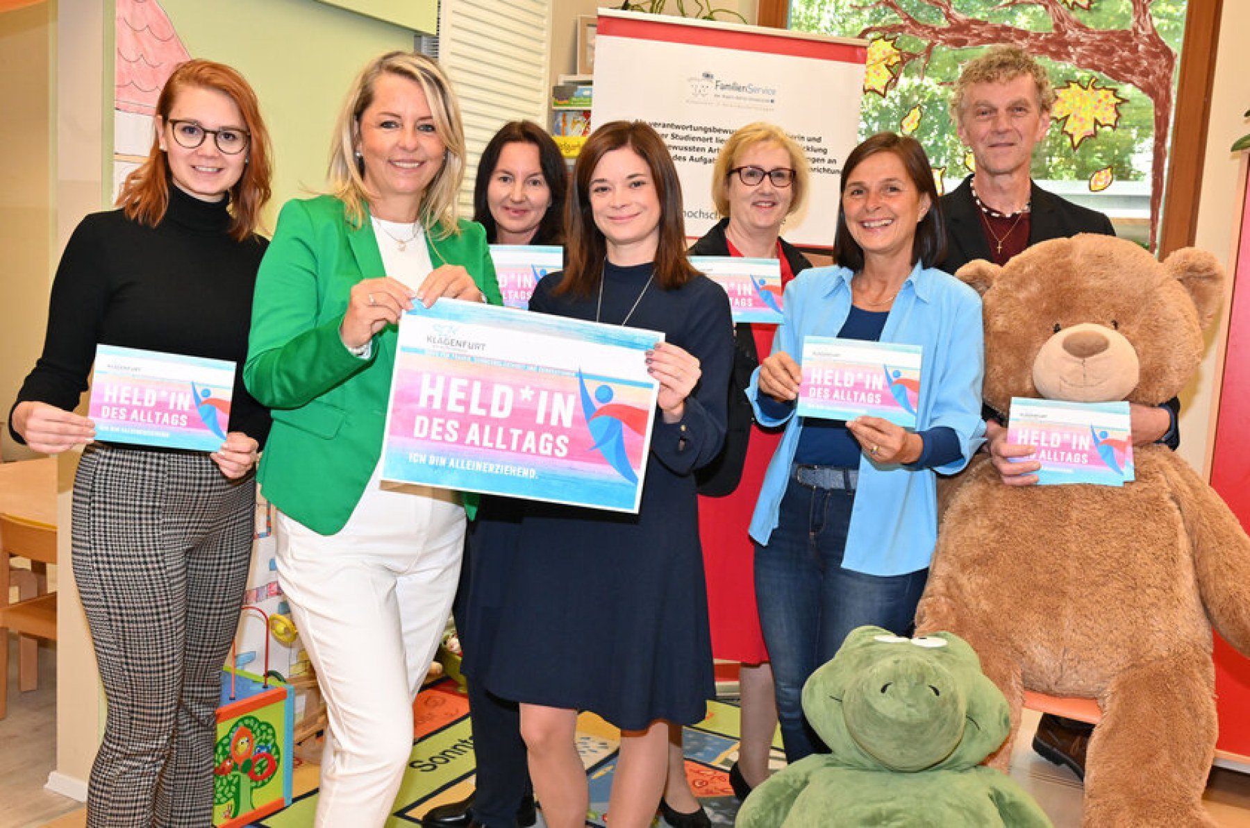 Wer Zahlt Kindergarten Bei Alleinerziehenden Internationaler Tag der Alleinerziehenden 2022