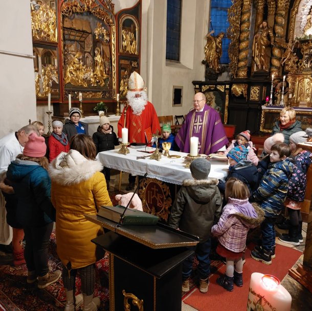 Bild: Nikolaus-Gottesdienst