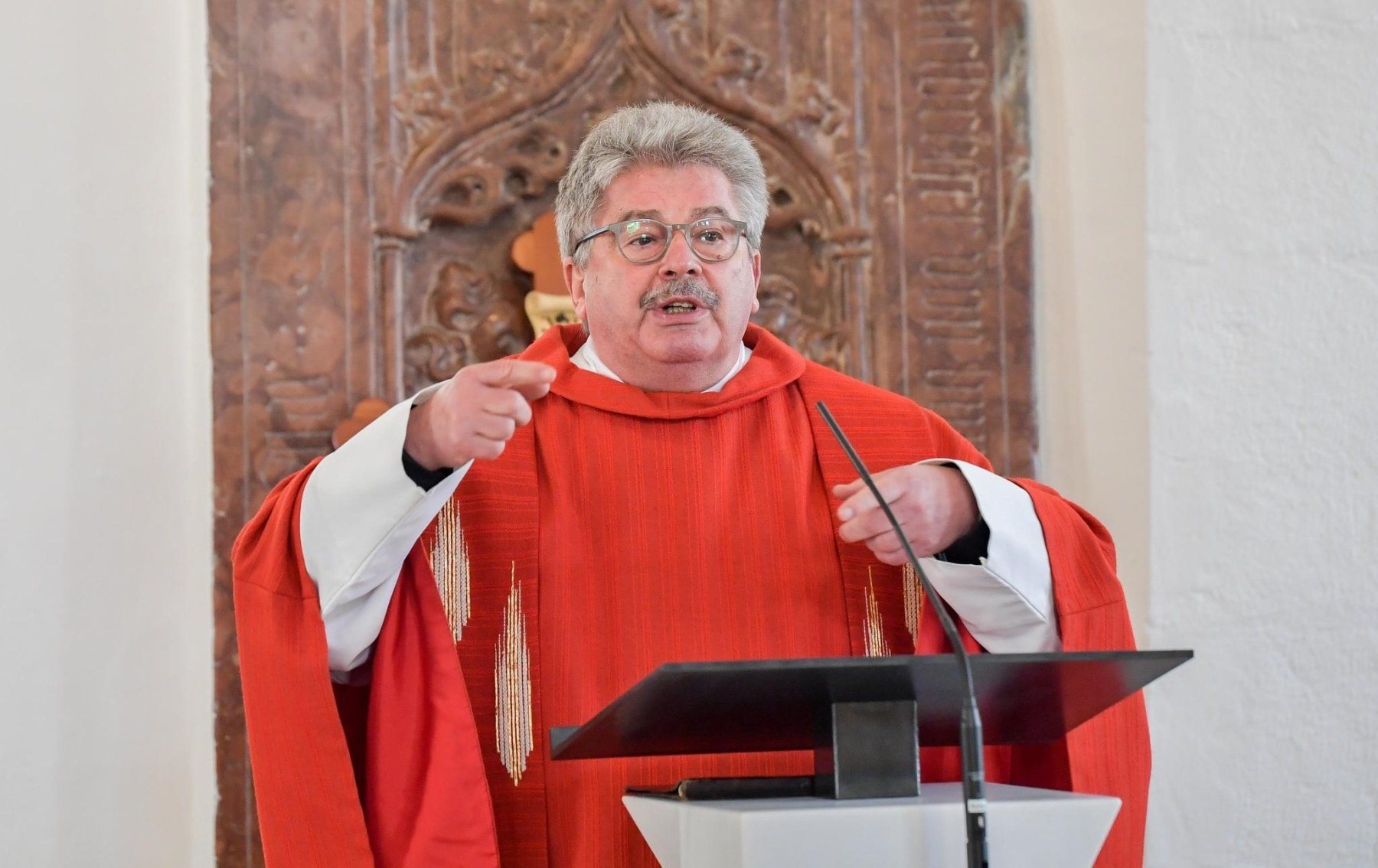 Prof. Niewiadomski bei Markustag in Wolfsberg „Himmlische Akrobaten“