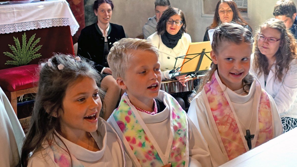 Frisuren 2016 kommunion Frisuren zur