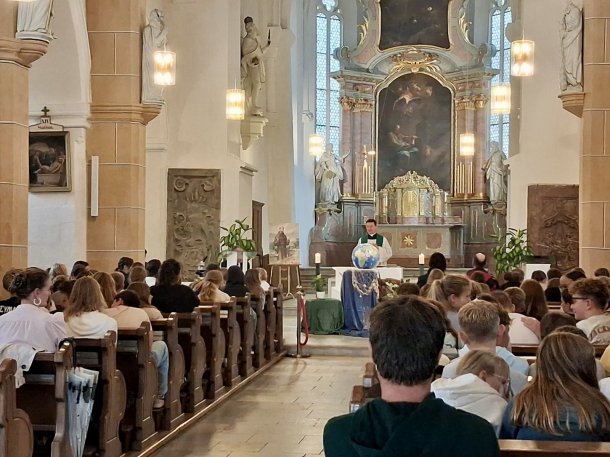 Bild: Sieben Schuleröffnungsgottesdienste im Zeichen des hl. Franziskus