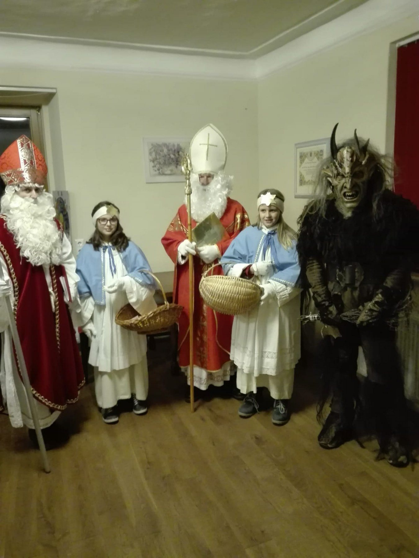 Nikolaus kommt ins Haus