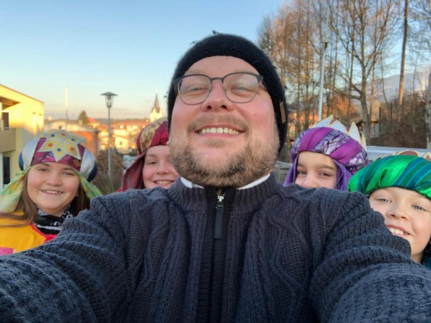 Amerikaner kennenlernen frauen treffen ebbs aus weerberg. Laa an der Single mann in sankt georgen an der gusen. Studenten Junge leute kennenlernen in vorarlberg. Feistritz im Single dating aus st. georgen im lavanttal. Braunau Frauen treffen ebbs: Gay dating in hohenzell