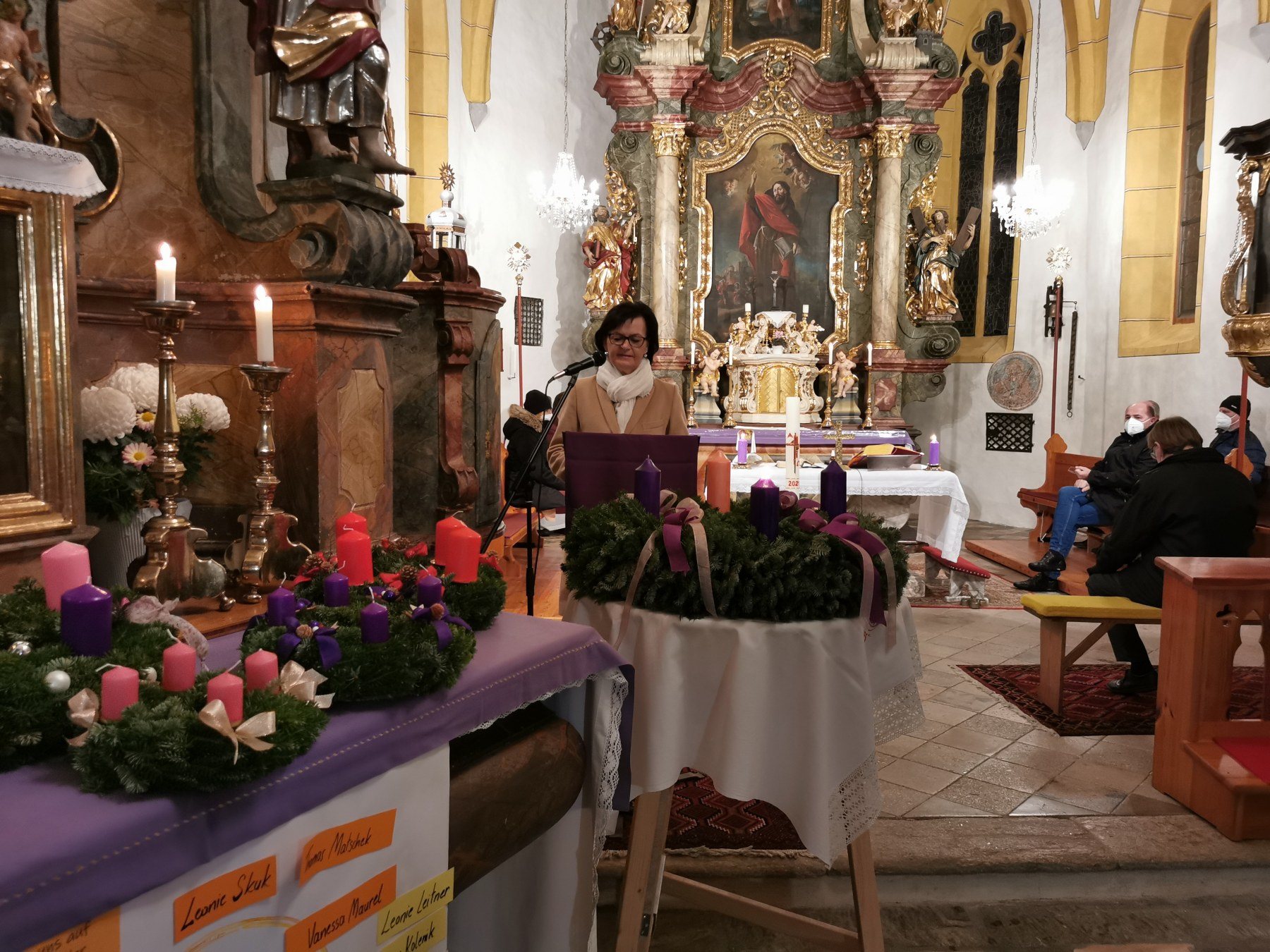 Adventzeit • Adventni čas pokriva…