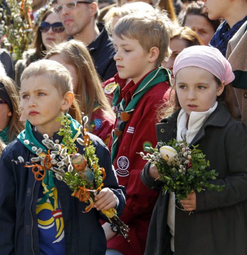 Am Palmsonntag finden in allen Kärntner Pfarren Palmsegnungen statt.  (© Foto: Pressestelle/Eggenberger)