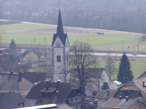 Pfarrkirche in Molzbichl (© Foto: A. Ebner) Pfarrkirche in Molzbichl (© Foto: A. Ebner)