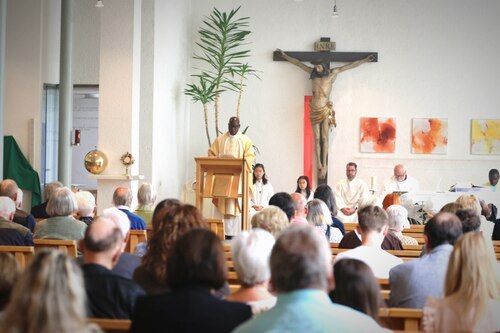 Gottesdienst anlässlich des Patroziniumsfestes (© Peter Artl, PAss ) Gottesdienst anlässlich des Patroziniumsfestes (© Peter Artl, PAss )
