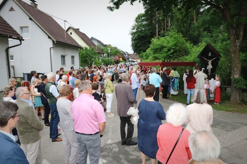 Feierlicher Umgang (Foto: © Peter Artl, PAss.) Feierlicher Umgang (Foto: © Peter Artl, PAss.)