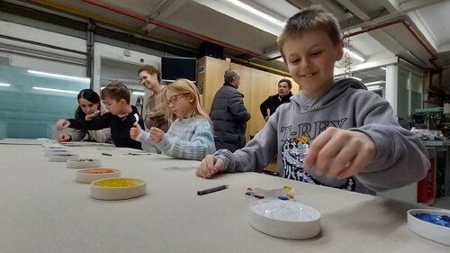 Erstkommunionkinder kreativ (Foto: PAss. Peter Artl )