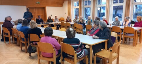 Segen durch Pfarre Charles ( Foto: Pastoralhilferin Halyna Fito)