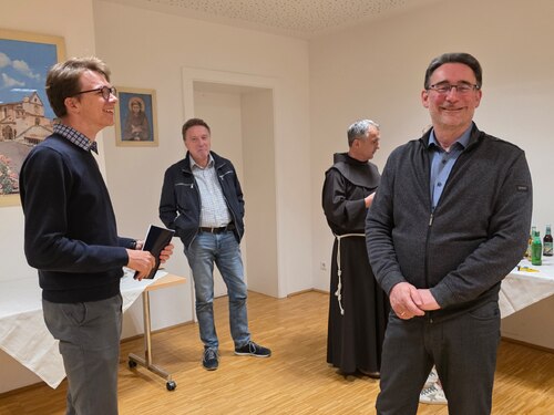 Bild zum Eintrag 'Das Wort Gottes im Mittelpunkt '