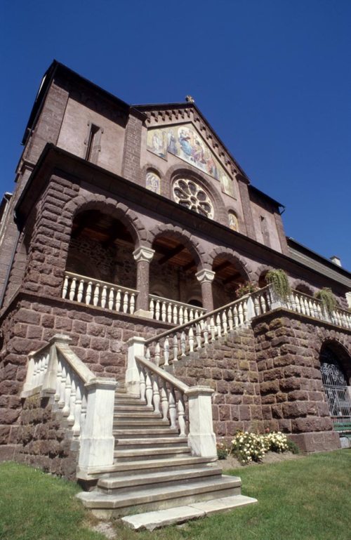 Das Schloss Tanzenberg steht im Mittelpunkt einer Buchneuerscheinung (© Foto: Pressestelle/Assam )