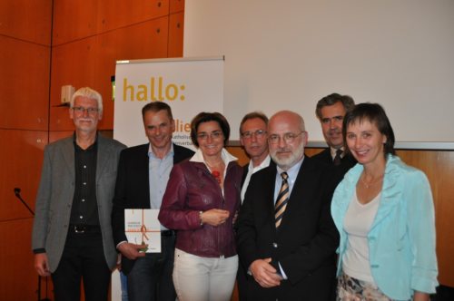 Veranstalter und Podiumsgäste: Theo Hippel, Bgm Ferdinand Vouk, LHstv Dr. Beate Prettner, Bgm Josef Guggenberger, Univ.-Prof. Ralph Dawirs, Mag, Henckel von Donnersmarck, Gudrun Kattnig (© Foto: Schöffmann)