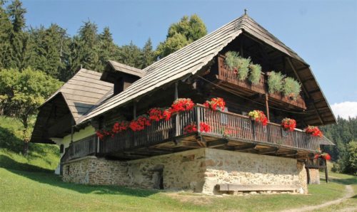 Bauernhof vlg. Janež • Kmetija pri Jonežu Bauernhof vlg. Janež • Kmetija pri Jonežu