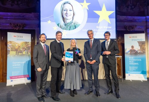 <a href=“https://www.kath-kirche-kaernten.at/dioezese/detail/C2738/birgit-wurzer-als-erasmus-botschafterin-ausgezeichnet“ rel=“noopener“ target=“_blank“>Mag. Birgit Wurzer wird zur Botschafterin für Erasmus + gekürt >>>mehr lesen<<<</a>