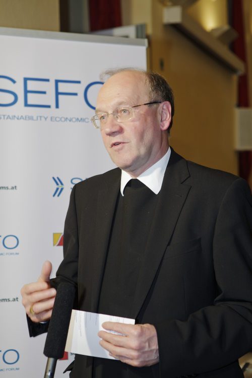 Diözesanbischof Dr. Alois Schwarz referierte beim 2. „Finance & Science“-Kongress“ im Stift St. Georgen am Längsee (© Foto: ©SEFO)