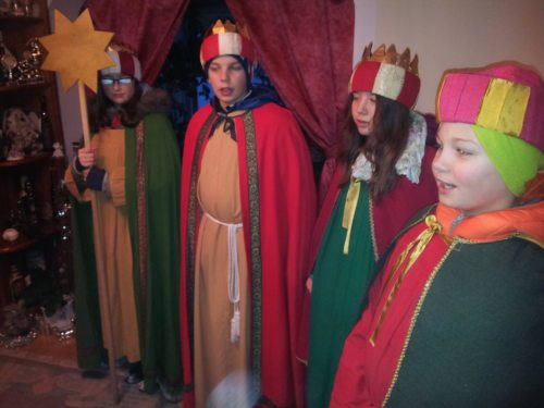 Sternsinger (© Foto: Mag. Stefan Sablatnig) Sternsinger (© Foto: Mag. Stefan Sablatnig)