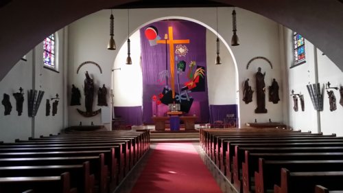 St. Josefskirche in der Fastenzeit 2018 (© Foto: phs) St. Josefskirche in der Fastenzeit 2018 (© Foto: phs)