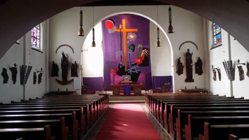 St. Josefskirche in der Fastenzeit 2018 (© Foto: phs)