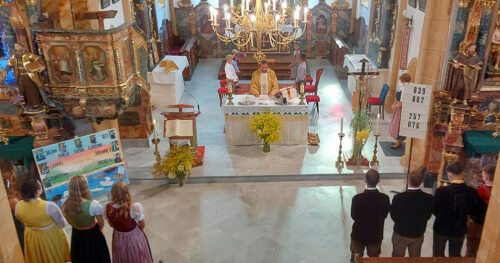 Hl. Messe am Kirchtag-Sonntag. (Foto: P.St.).