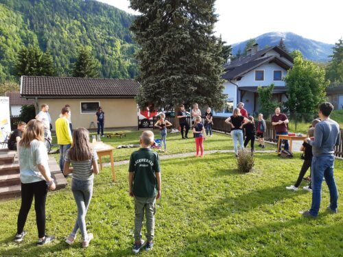 Rund 25 Kinder und Jugendliche nahmen am Programm in Möllbrücke teil. (Foto: Peter Artl)