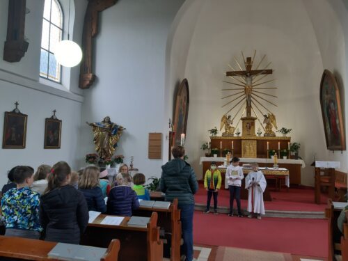 Ostermesse der VS Bodensdorf (JW).