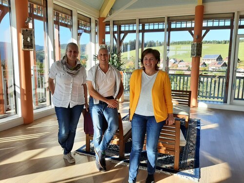 Das Team: Roland Stadler, Monika Gschwandner-Elkins und Monika Suntinger (MSuntinger) Das Team: Roland Stadler, Monika Gschwandner-Elkins und Monika Suntinger (MSuntinger)