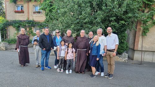 Ein Abschlussfoto darf nicht fehlen.<br />
Foto: P. Emmanuel-Maria Fitz OFM Ein Abschlussfoto darf nicht fehlen.<br />
Foto: P. Emmanuel-Maria Fitz OFM