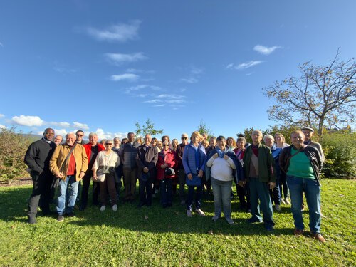 Gruppenfoto bei der Weinverkostung im wunderschönen Weingut Zorzettig (Foto: © Valentina) 