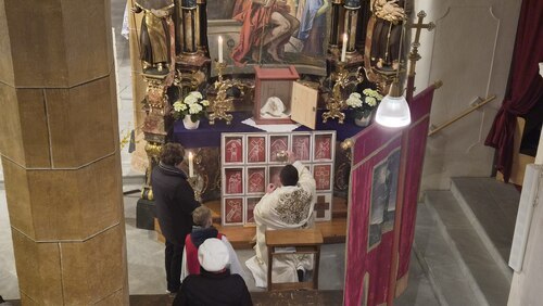 Ölbergstunde beim Seitenaltar. (Bild: P. St.).