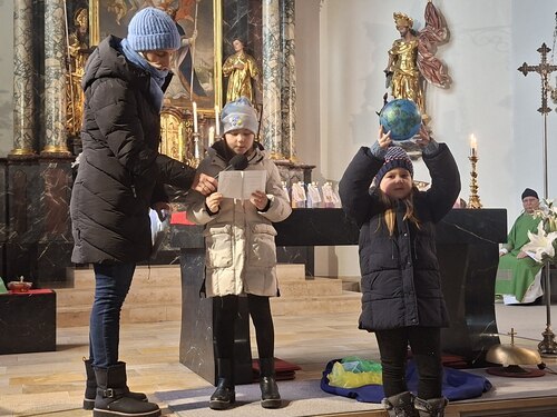 Bildunterschrift (Bildrechte sind zwingend anzugeben!)