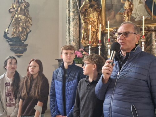 Bildunterschrift (Bildrechte sind zwingend anzugeben!)