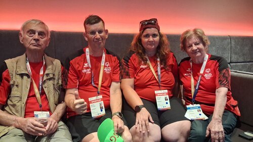 Die Radfaher:innen vom Lebenraum Birkenhof unterstützten unser Team auf der Bowlingbahn.