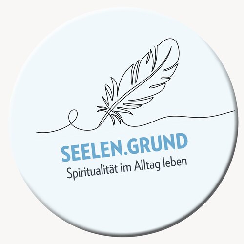 Der SEELEN.GRUND führt in die Stille und hilft uns auf unser Herz zu hören.